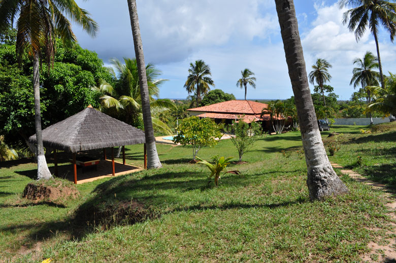 Haupthaus Pool und Garten